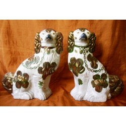 Pair Lustre Spaniels